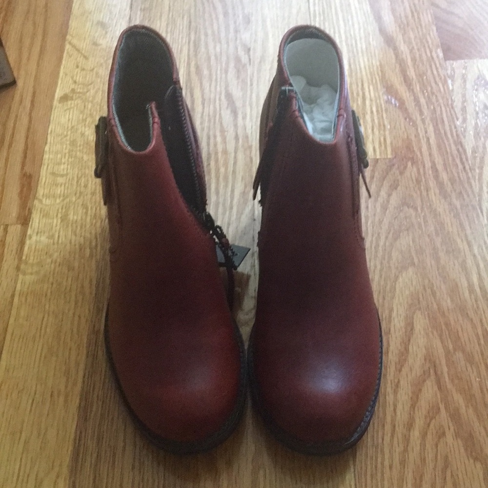 Cat Women’s Bootie